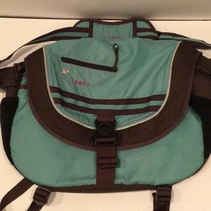 Sherpani messanger yoga bag